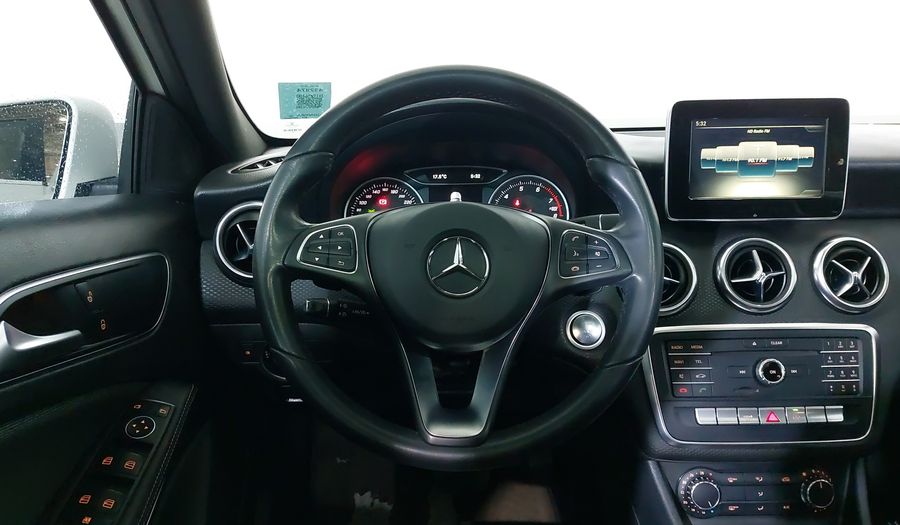 Mercedes Benz Clase A 1.6 200 STYLE DCT Hatchback 2018