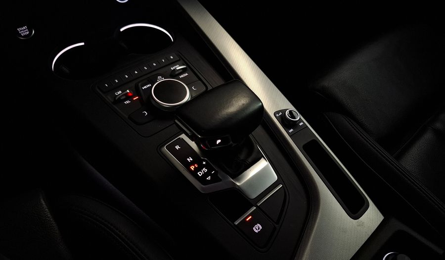 Audi A4 2.0 TFSI S TRONIC FRONT 190CV Sedan 2019