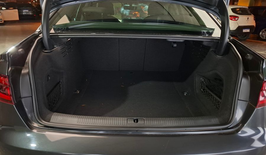 Audi A4 2.0 TFSI S TRONIC FRONT 190CV Sedan 2019