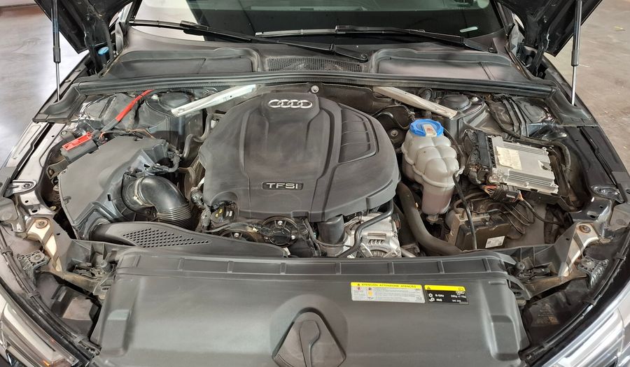 Audi A4 2.0 TFSI S TRONIC FRONT 190CV Sedan 2019