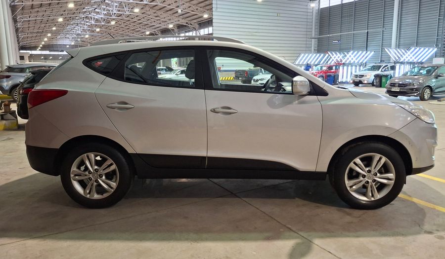 Hyundai Tucson 2.0 LM GL AC 2AB ABS 2WD Suv 2011