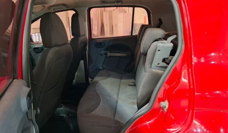 Fiat Uno 1.4 8V ATTRACTIVE 5P Hatchback 2012