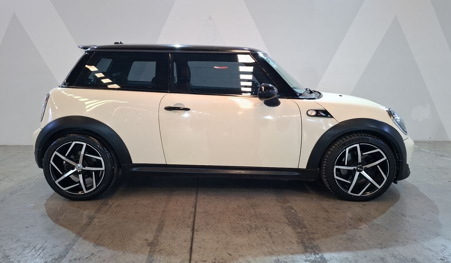 Mini Cooper S 1.6 COOPER HOT CHILI AT Hatchback 2013