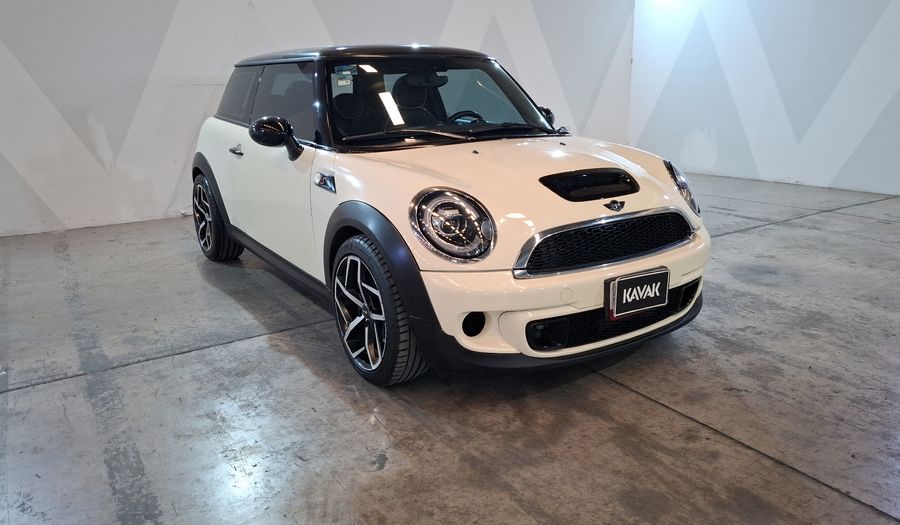 Mini Cooper S 1.6 COOPER HOT CHILI AT Hatchback 2013