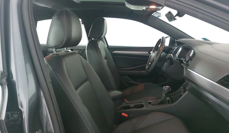 Volkswagen Jetta 1.4 R-LINE AUTO Sedan 2019