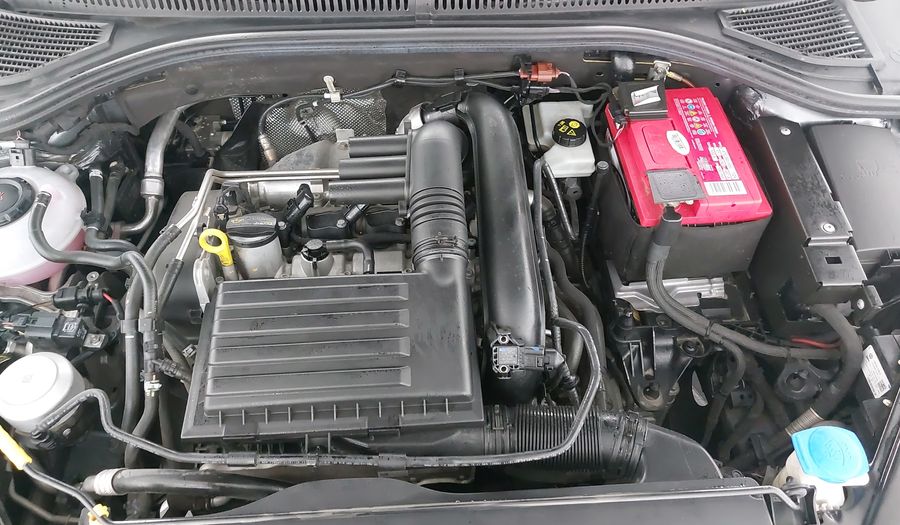 Volkswagen Jetta 1.4 R-LINE AUTO Sedan 2019