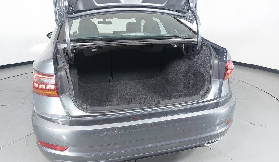 Volkswagen Jetta 1.4 R-LINE AUTO Sedan 2019