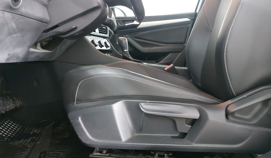 Volkswagen Jetta 1.4 R-LINE AUTO Sedan 2019