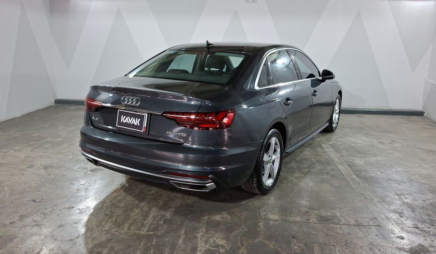 Audi A4 2.0 MHEV 40 TFSI SELECT DCT Sedan 2021