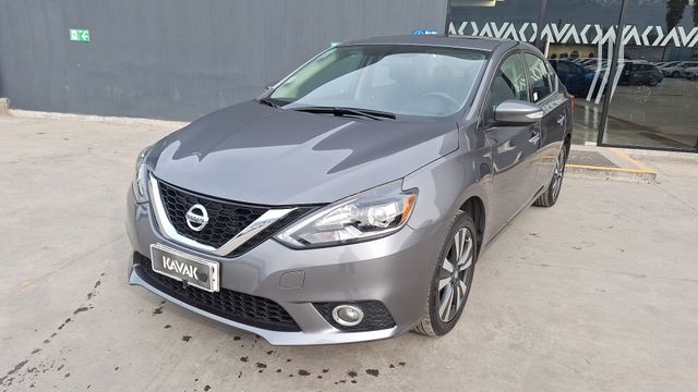 Nissan • Sentra