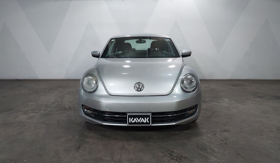 Volkswagen Beetle 2.5 SPORT PAQUETE BASICO TIPTRONIC Hatchback 2015
