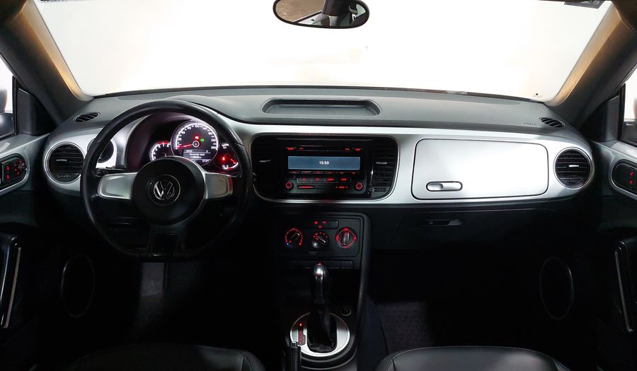 Volkswagen Beetle 2.5 SPORT PAQUETE BASICO TIPTRONIC Hatchback 2015