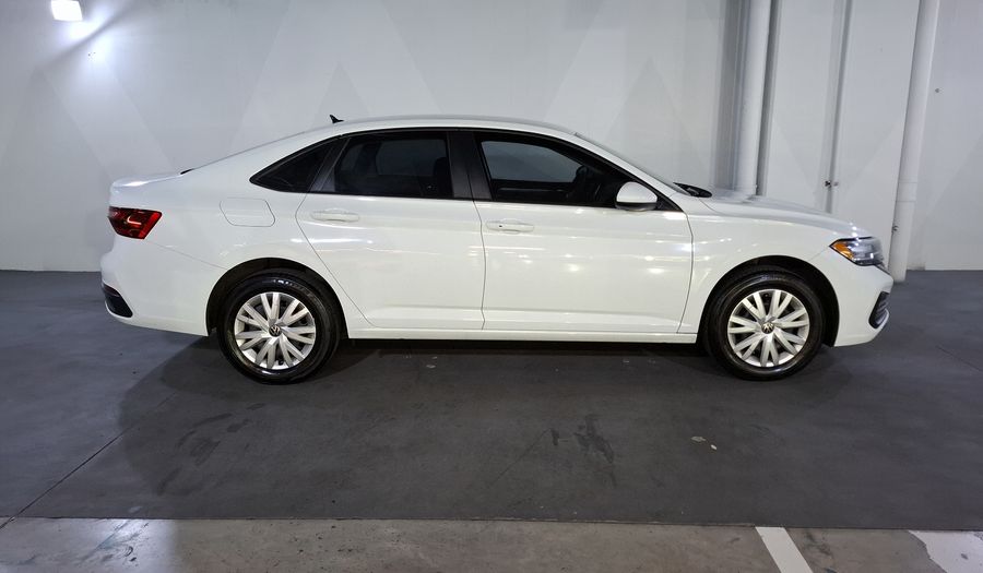 Volkswagen Jetta 1.4 TRENDLINE AUTO Sedan 2023