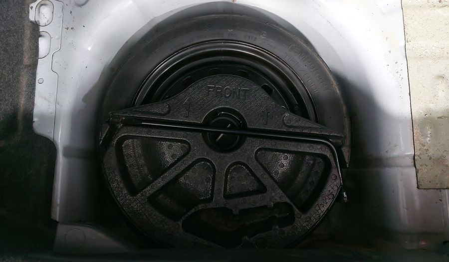 Ford Fiesta 1.6 SE MT Hatchback 2014