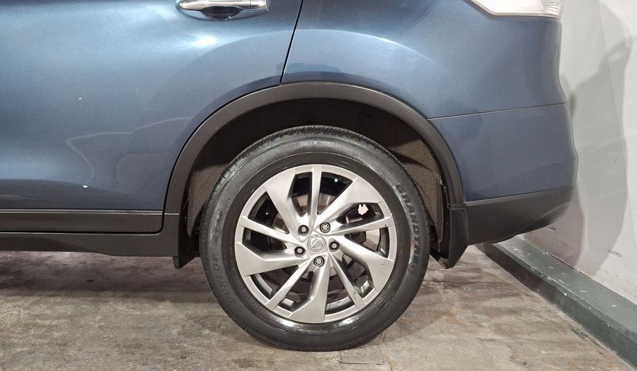 Nissan X-trail 2.5 ADVANCE 2 ROW CVT Suv 2015