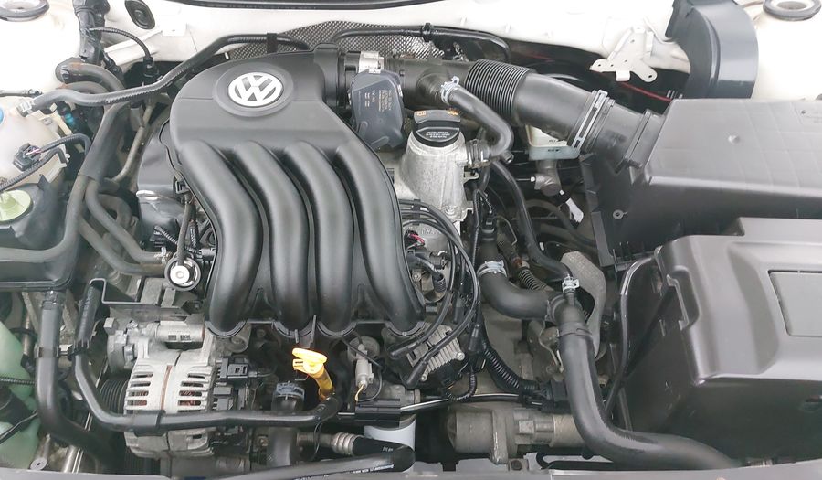 Volkswagen Jetta Clasico 2.0 CL MT Sedan 2013