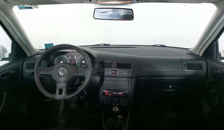 Volkswagen Jetta Clasico 2.0 CL MT Sedan 2013