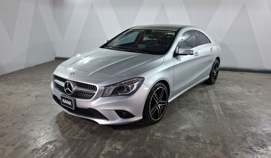 Mercedes Benz Clase Cla 1.6 CLA 200 CGI SPORT AT Coupe 2016