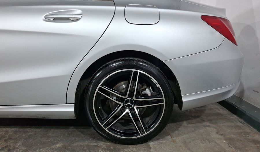 Mercedes Benz Clase Cla 1.6 CLA 200 CGI SPORT AT Coupe 2016