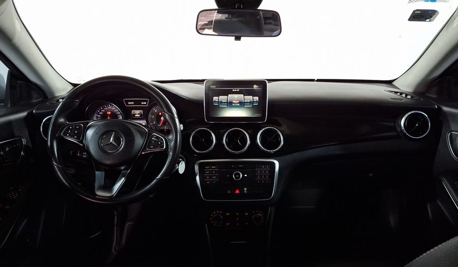 Mercedes Benz Clase Cla 1.6 CLA 200 CGI SPORT AT Coupe 2016