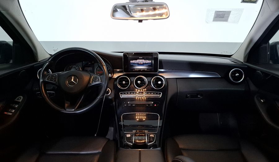 Mercedes Benz Clase C 1.6 180 CGI AT Sedan 2015