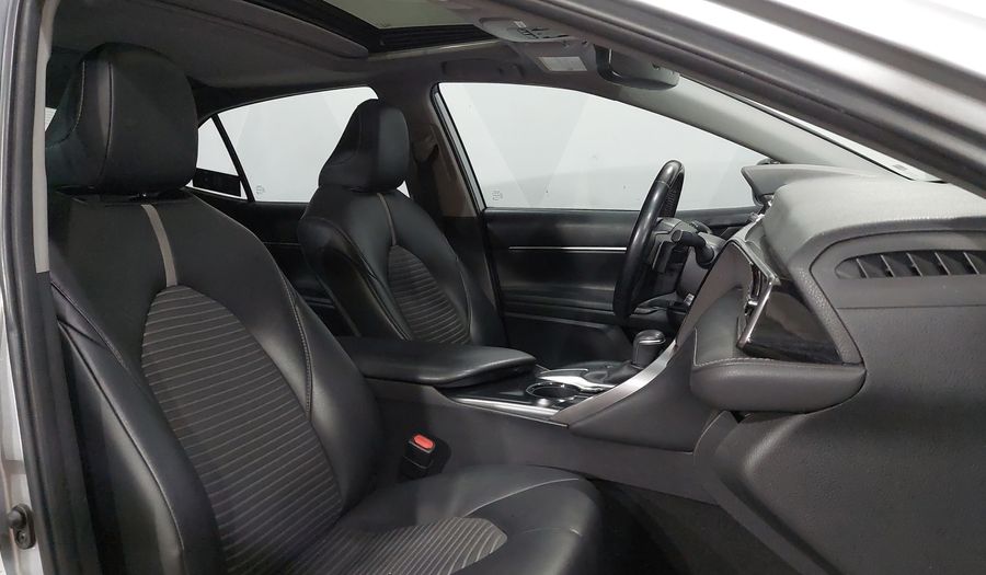 Toyota Camry 2.5 SE AUTO Sedan 2019