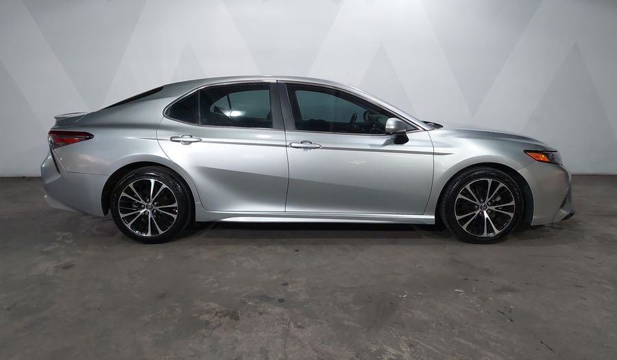Toyota Camry 2.5 SE AUTO Sedan 2019