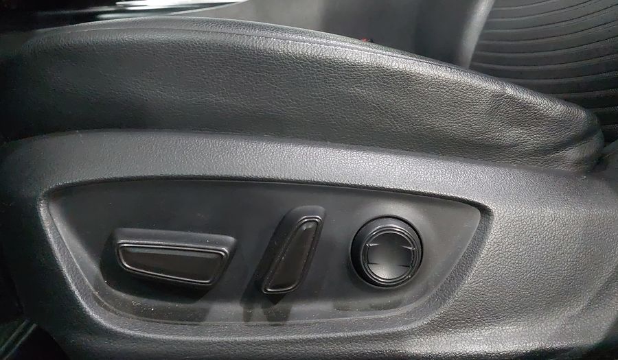 Toyota Camry 2.5 SE AUTO Sedan 2019