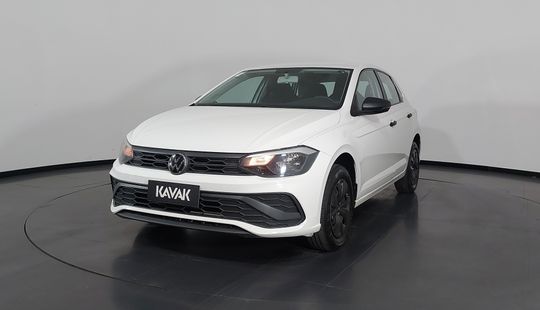 Volkswagen • Polo