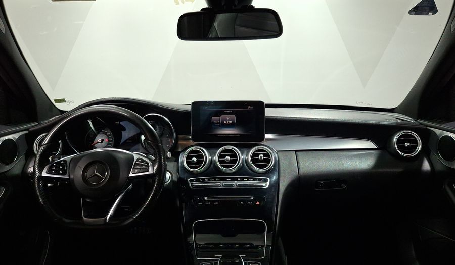 Mercedes Benz Clase C 2.0 250 CGI SPORT AT Sedan 2015