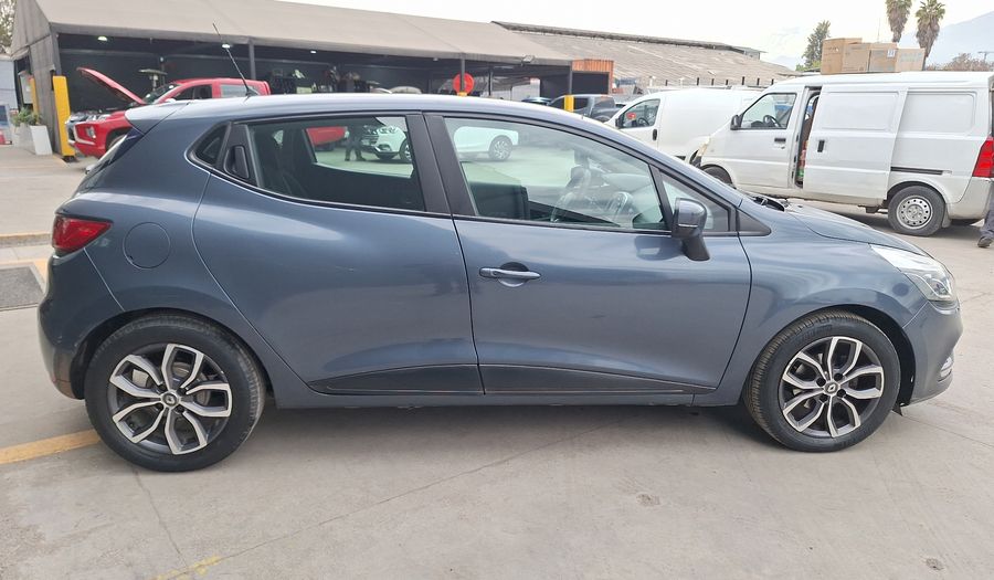Renault Clio 1.2 EXPRESSION Hatchback 2018