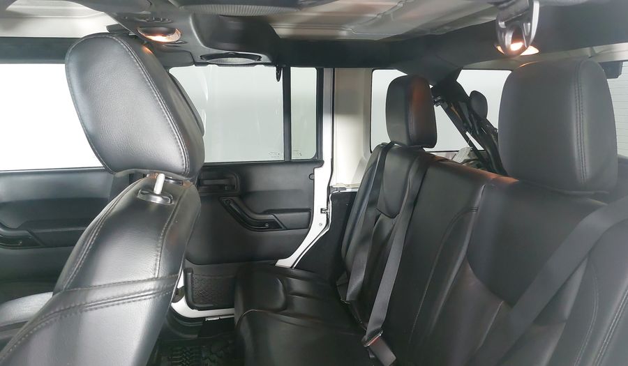 Jeep Wrangler 3.6 UNLIMITED ALTITUDE 4WD AUTO Suv 2014