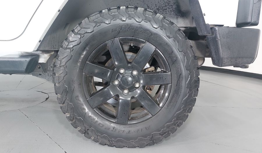 Jeep Wrangler 3.6 UNLIMITED ALTITUDE 4WD AUTO Suv 2014