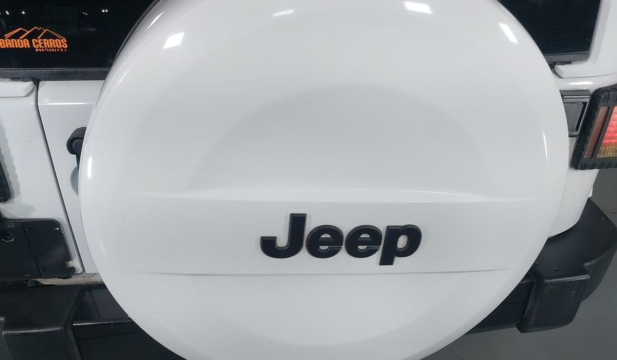 Jeep Wrangler 3.6 UNLIMITED ALTITUDE 4WD AUTO Suv 2014