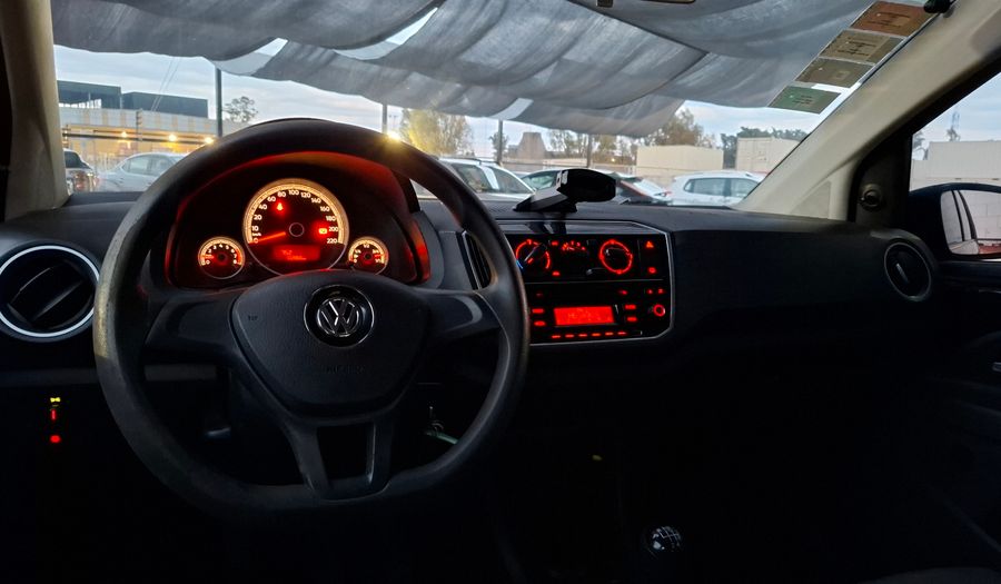 Volkswagen Up 1.0 MOVE UP Hatchback 2017