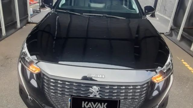 Peugeot • 208