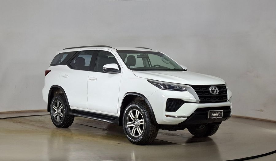 Toyota Fortuner 2.7 AUTO SR5 Suv 2022