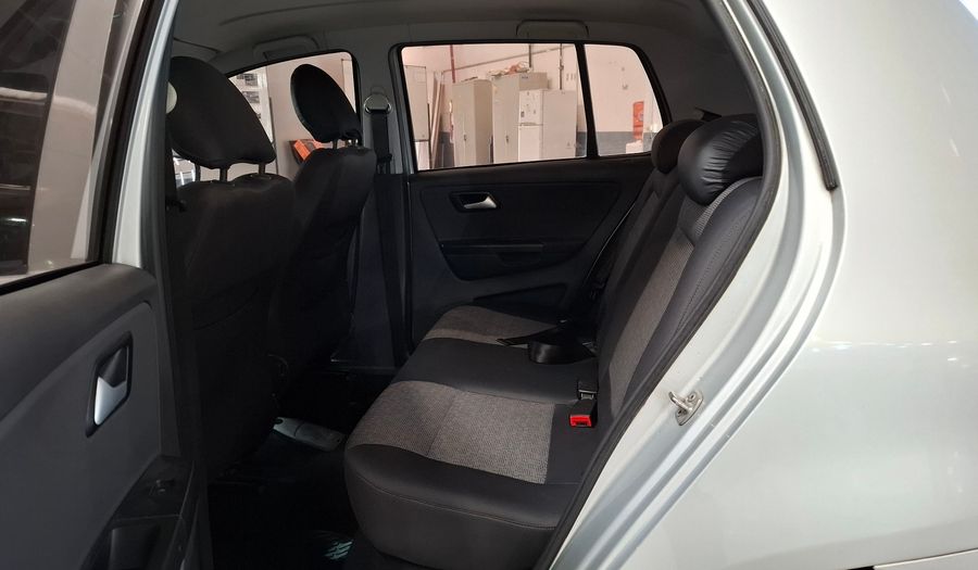 Volkswagen Fox 1.6 COMFORTLINE Hatchback 2013