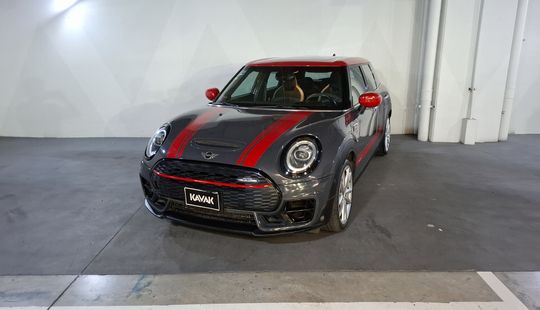 Mini • Clubman