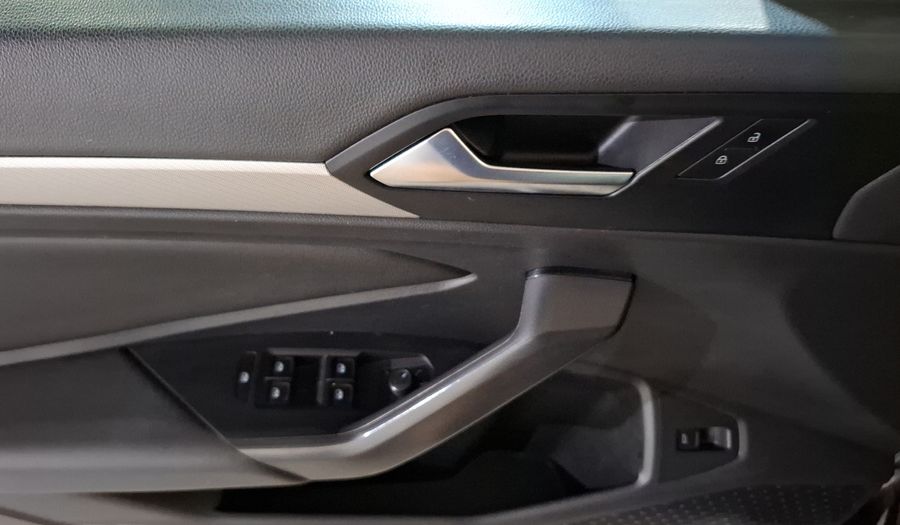 Volkswagen Jetta 1.4 TRENDLINE AUTO Sedan 2020