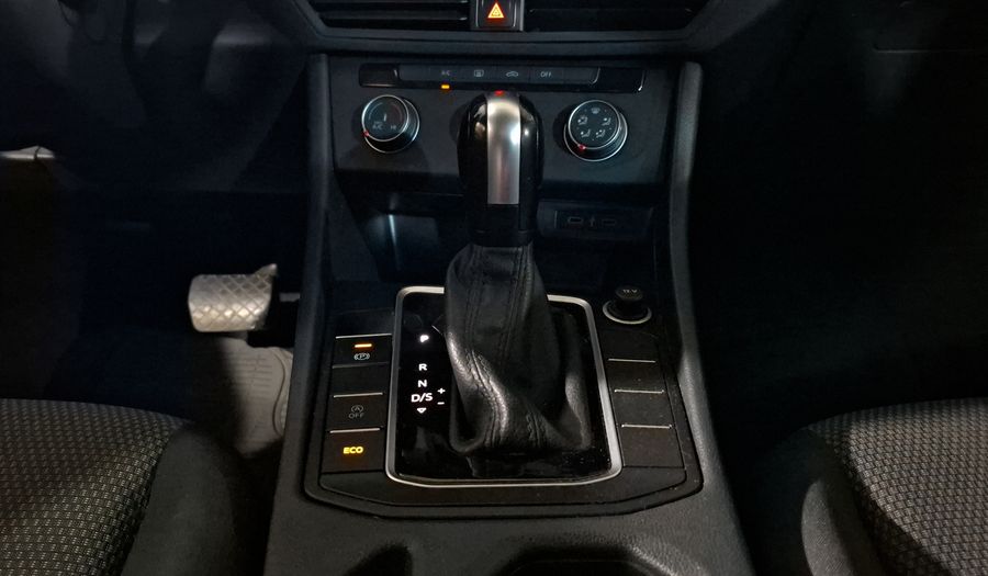 Volkswagen Jetta 1.4 TRENDLINE AUTO Sedan 2020