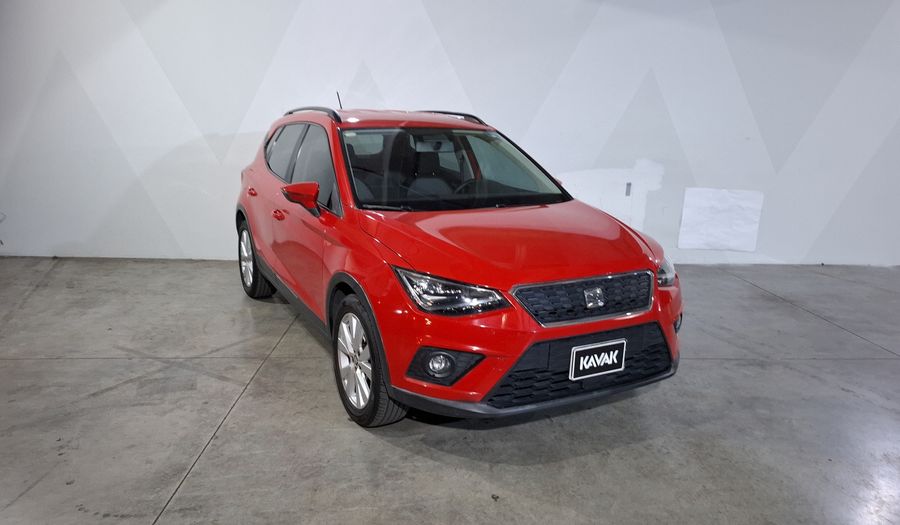 Seat Arona 1.6 STYLE AUTO Suv 2021