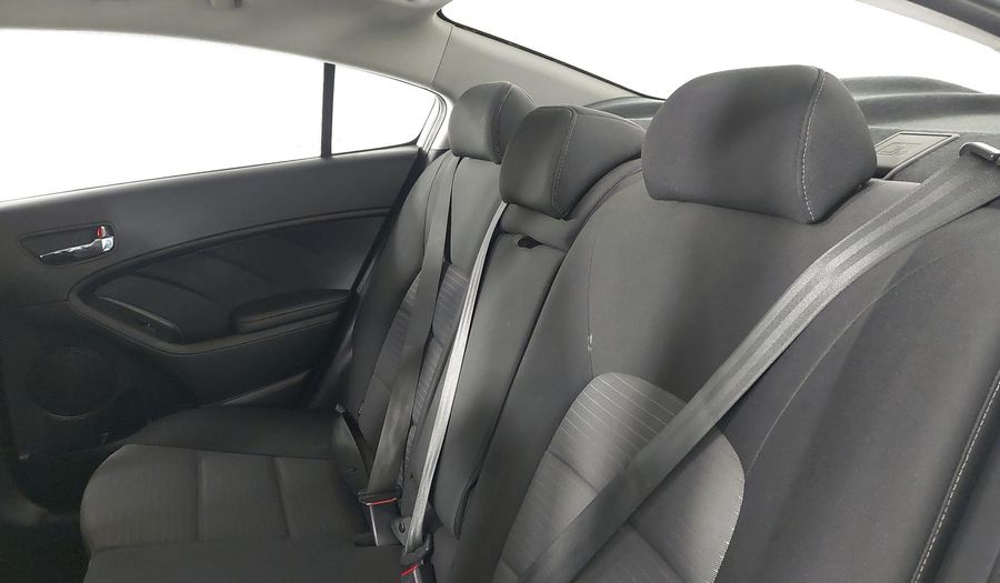 Kia Forte 2.0 EX AT Sedan 2016