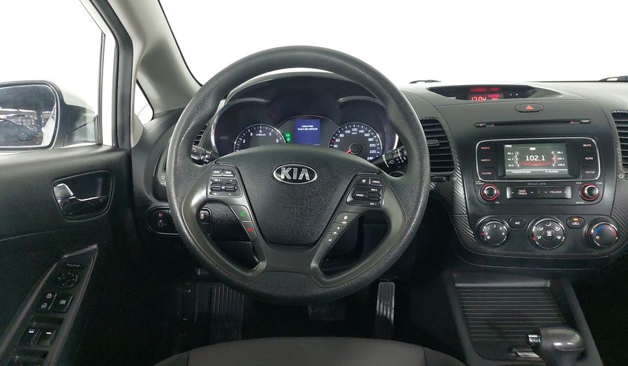 Kia Forte 2.0 EX AT Sedan 2016