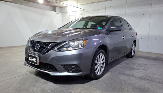 Nissan • Sentra