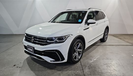 2023 • 20,464 km • Automático
