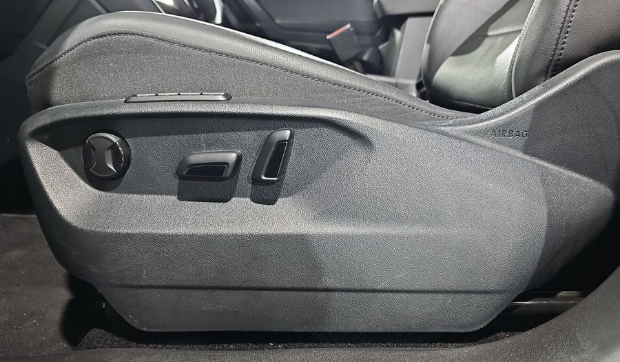 Volkswagen Tiguan 1.4 R-LINE DCT Suv 2023