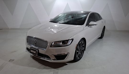 Lincoln • MKZ