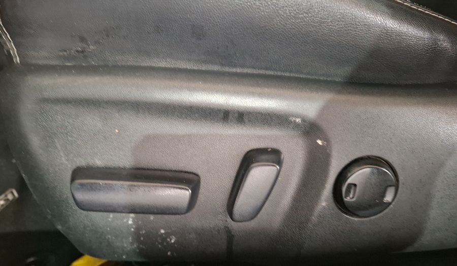 Toyota Camry 3.5 SE V6 6AT Sedan 2014
