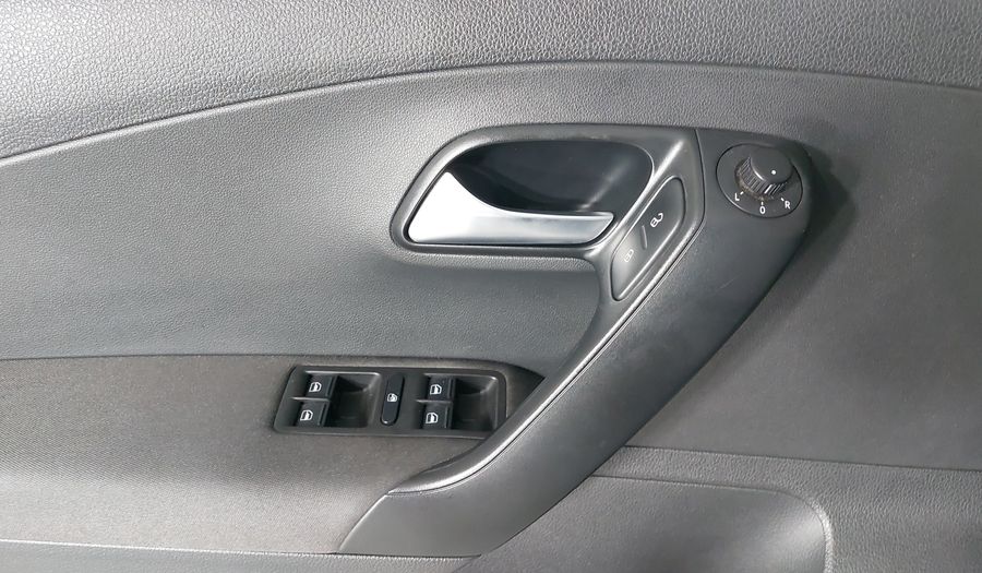 Volkswagen Polo 1.6 TIPTRONIC Hatchback 2018